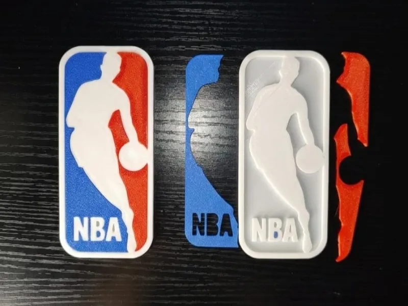 Logo NBA - Stile Puzzle Multicolore (Non richiede AMS)