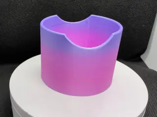 Libbey cup lid holder