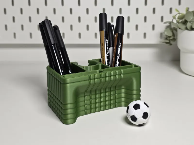 GOAL - football pen holder
