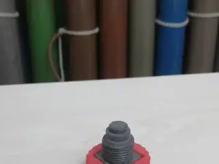 remove gas canister cap - quita tapon garrafa