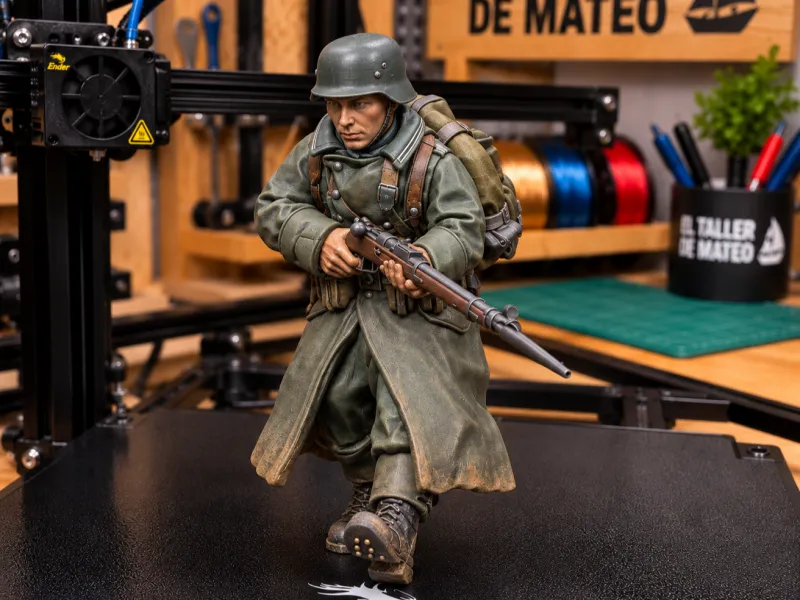 Deutscher Soldat mit Gewehr – Die Werkstatt von Mateo