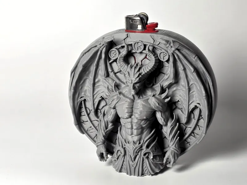 BIC J6 Demonic madalyon tarzı çakmak kılıfı
