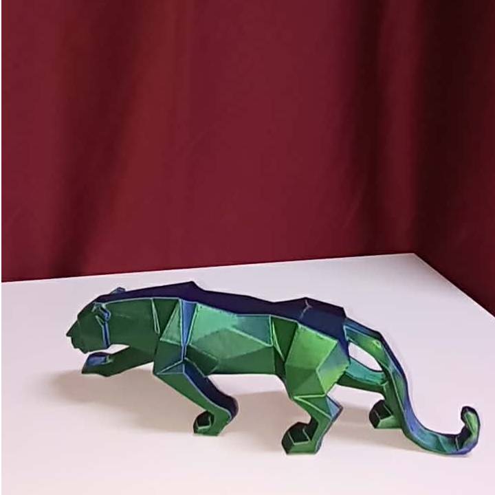 Decorative tiger statue