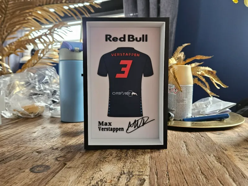 Red Bull Max Verstappen Jersey Display