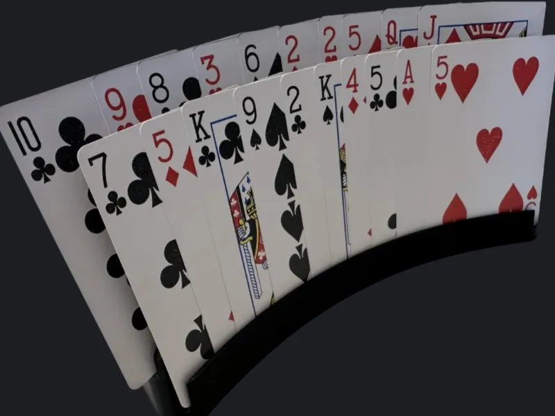 Support courbe pour cartes à jouer