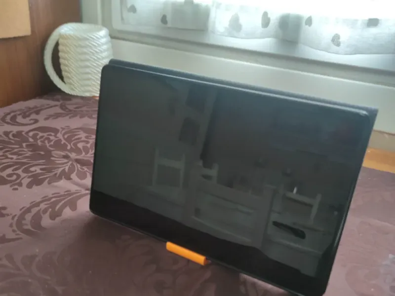 Phone Tablet Holder