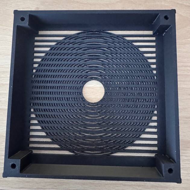 Lüftungsgitter 140x140mm / Ventilation Grille 140x140mm