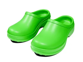 Clogs