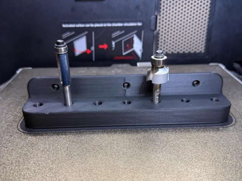 Wall router bit holder for 1/4" shank