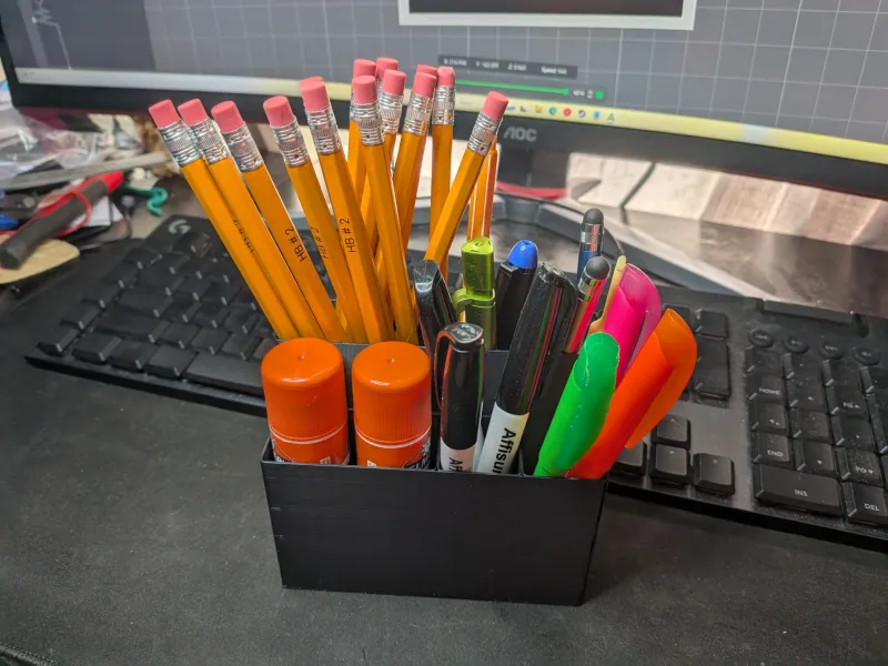 Compacte schrijfwarenhouder