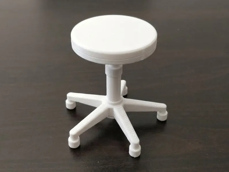 Industrial Adjustable Stool – Heavy-Duty Workshop Seat