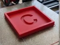 Posavasos básico con la letra C