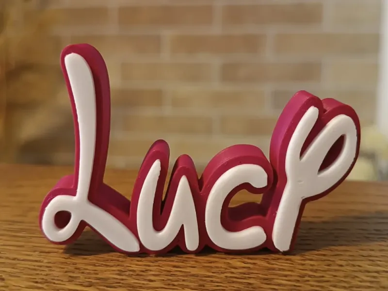 Dekorativer Name Lucy Disney