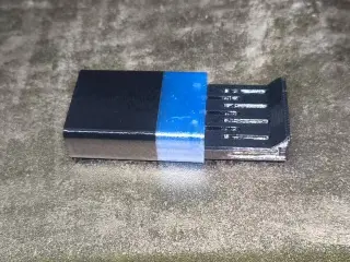 Micro SD card holder