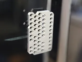K2 honeycomb handle