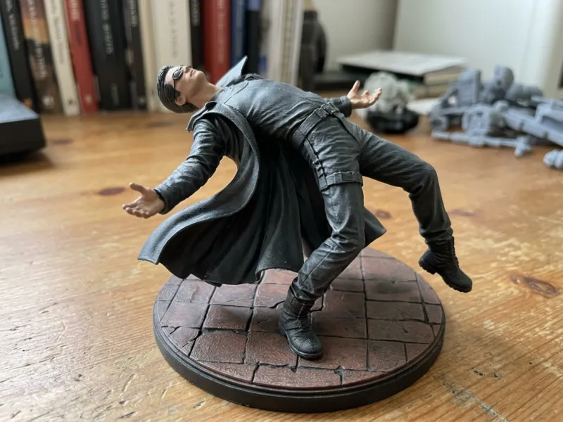 Matrix Chosen One - Bullet Dodge Pose