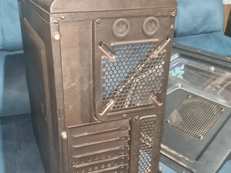 PC Case Rear Dust Cover