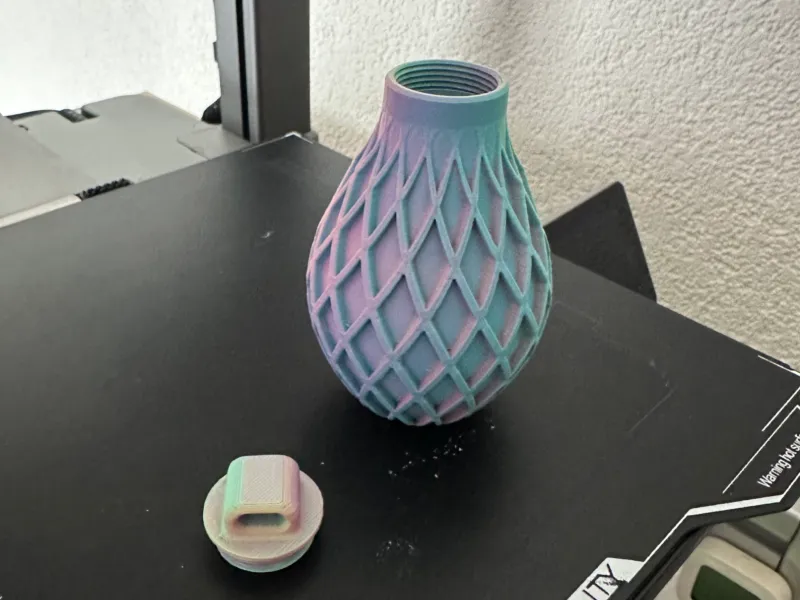 Mini vaso com fechamento rosqueado
