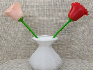 Vase 2