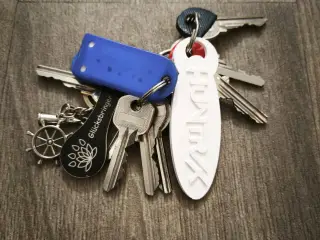 Huntrix Logo Keychain