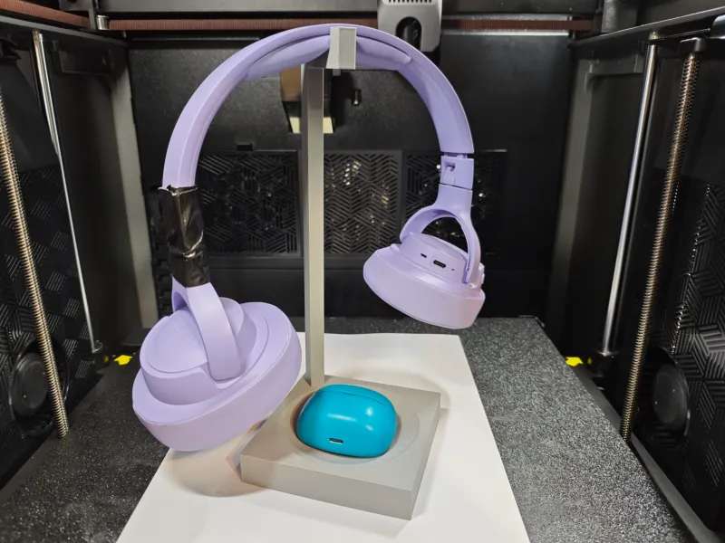 Suporte para fones de ouvido com bandeja