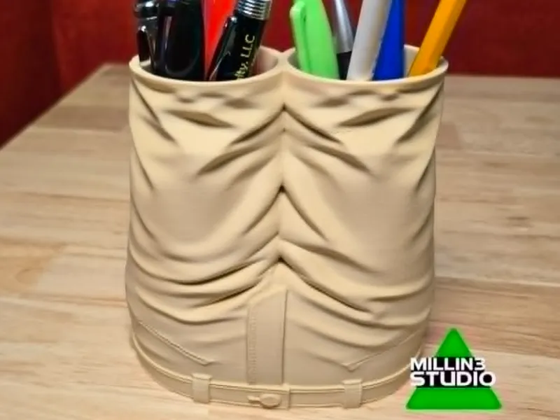 Portaplumas y lápices con forma de pantalón caqui / Portaherramientas