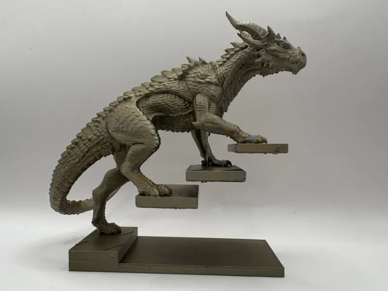 Drache auf der Treppe