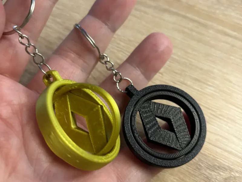 Renault spinning keychain