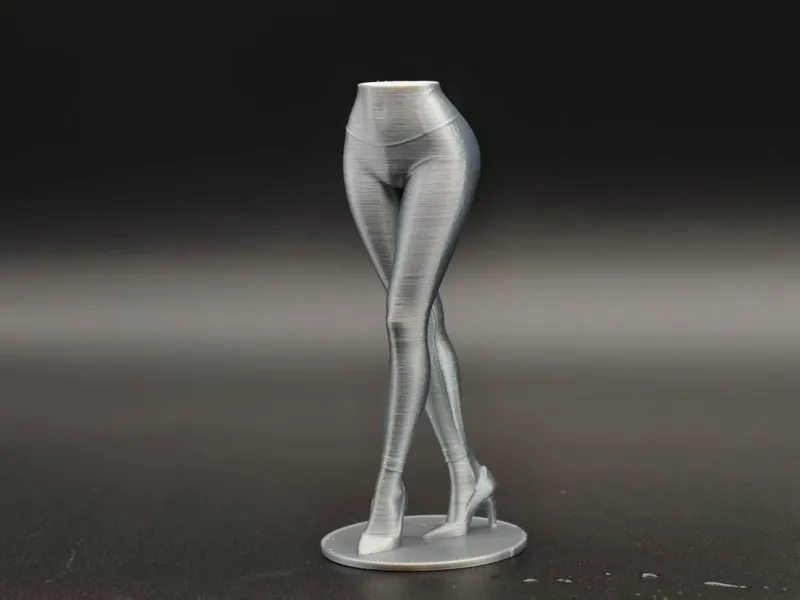 美女腿部雕塑