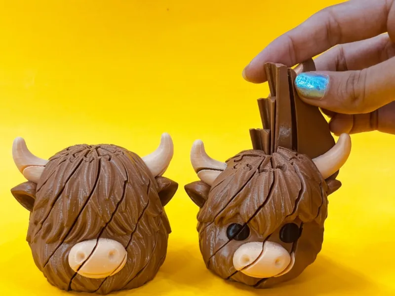 Twisty Fidget - Highland Cow Animal