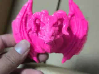 Dragon glasses holder