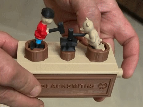 Anvil Duet - Bear & Blacksmith Crank Automaton