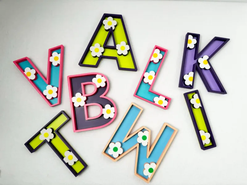 Floral Daisy Decor Letters