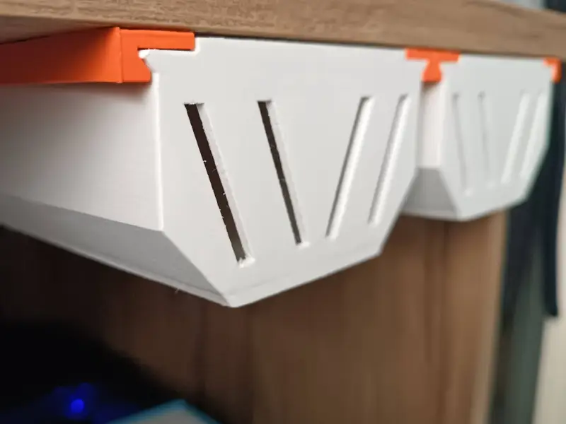 Gaveta Sob a Mesa