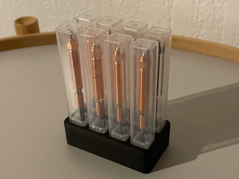 NOZZLE HOLDER 8