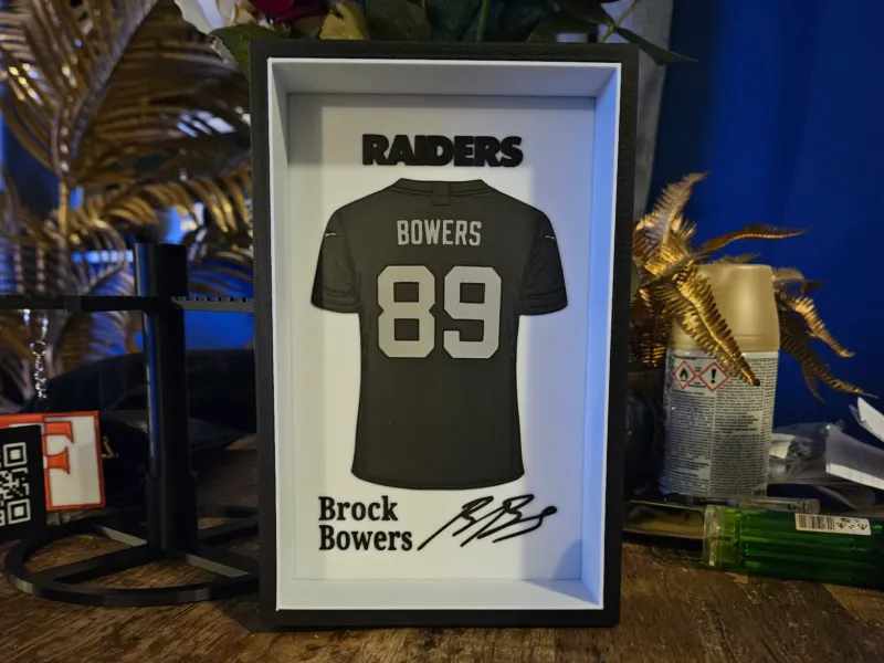 Las Vegas Raiders Brock Bowers Jersey Display