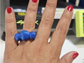 Anillo de bolas