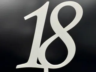Topper “18” Minimal & Elegante
