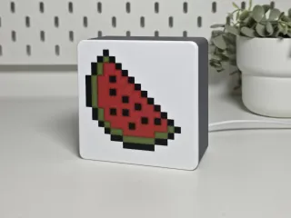 Customizable Pixel lightbox