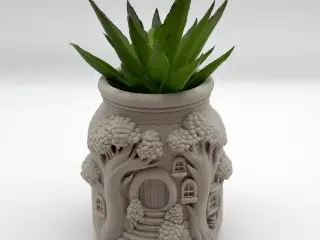 Whimsyroot Treehouse Planter