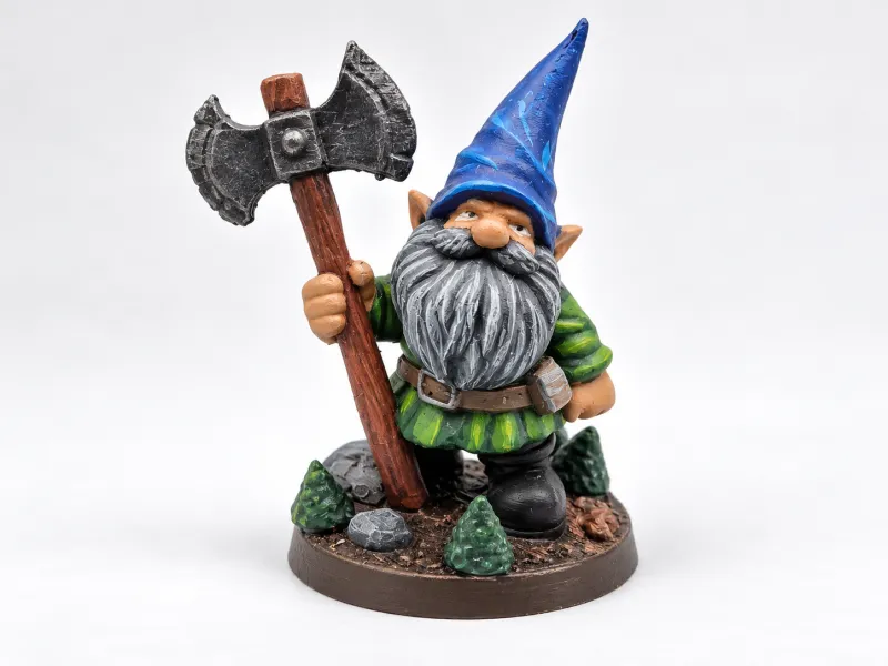 Gnome Mini with axe on 32mm base