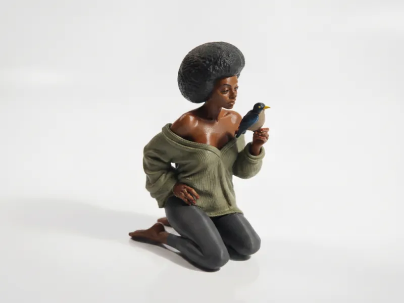 Lady Holding Bird Figurine Female Figure 3D Printable