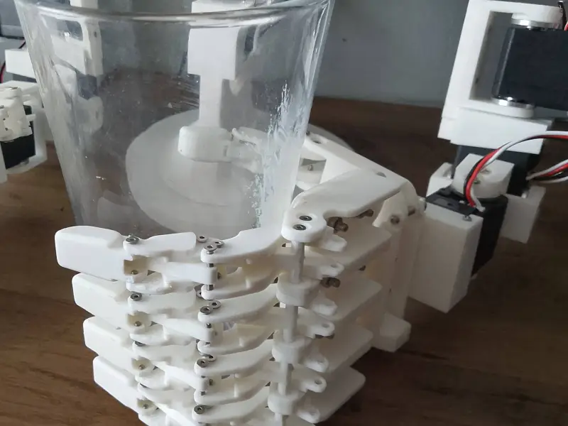 Upgrade für den "linken" Arm – Ellbogen, Unterarm & 6-DOF-Hand