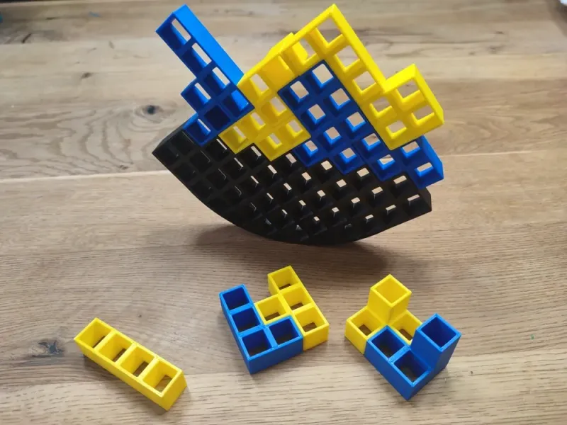 Tetra Tower Balance Game - Geometrical Correct