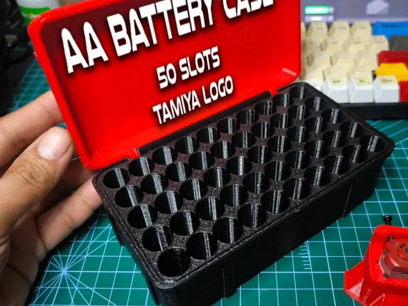 AA-Batteriebox (50 Fächer) mit Tamiya-Logo