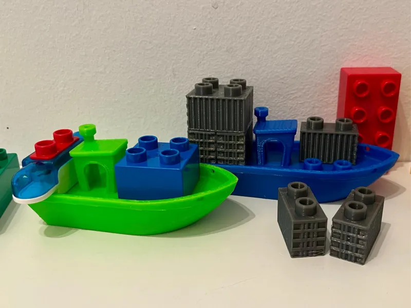 得宝版 Benchy 小船（稳定漂浮且无需支撑！）