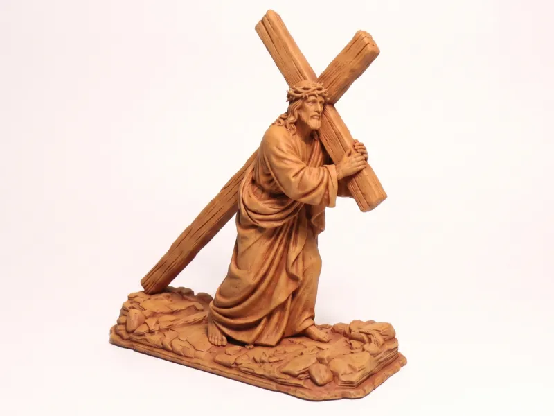 Christ carrying the cross 2