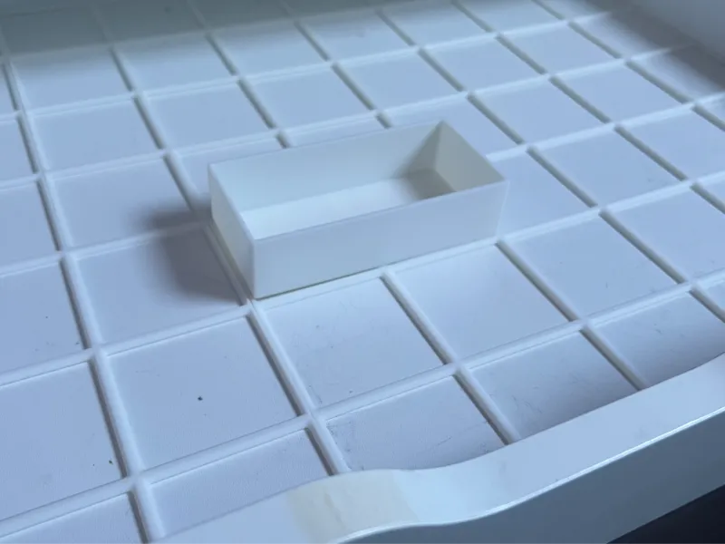 Drawer arrangement 5x5cm