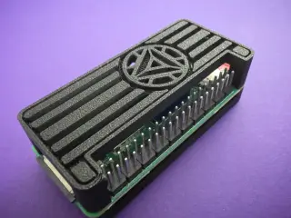 Raspberry Pi Zero 2W Arc Reactor Case