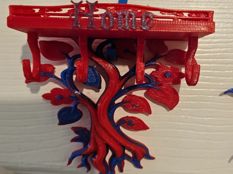 Treeshelf keyholder